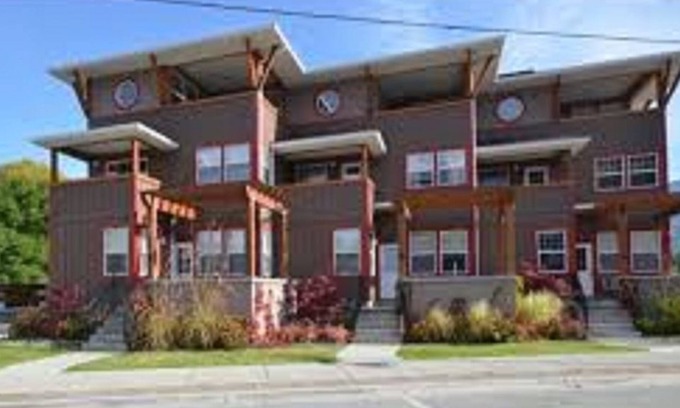 Sicamous Condominio | Condominio en alquiler con calefaccion en Sicamous