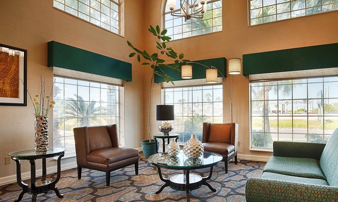 South Side Hotel | Best Western Paradise Inn