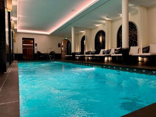 Saint Nicolas - Charles III - Ville vieille - Trois Maisons - Leopold Hotel | Best Western Plus Crystal, Hotel,Bar & Spa