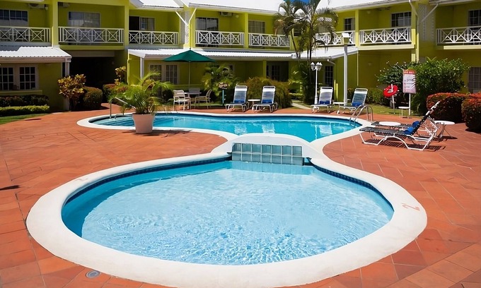 Rodney Bay Hotel | Better Choice for your Vacation! 4 Comfortable Units w/ Kitchen, Outdoor Pool!