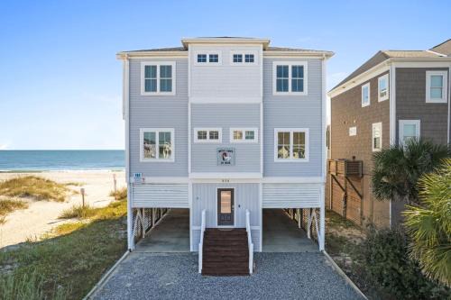 Ocean Isle Beach Casa | Betty Lou