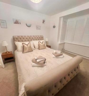 Lancing Casa | Betty's Bungalow