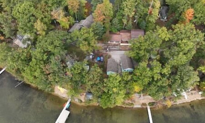 Mayfield Cabina | Betty's Hideout | Cherry Cabin