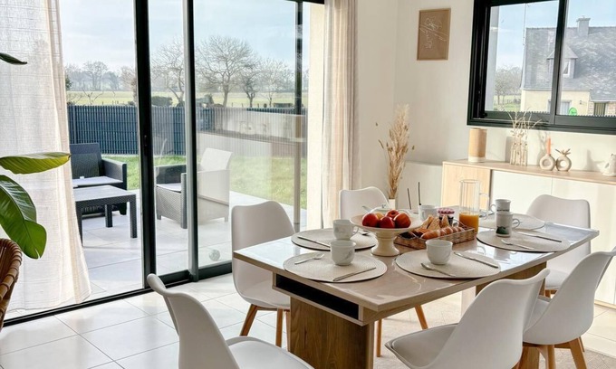 Sulniac Casa | Between land and sea