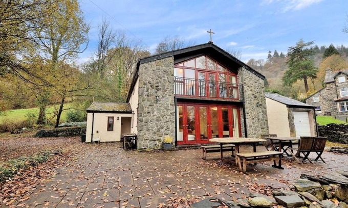 Betws-Y-Coed Casa | Betws Y Coed Holiday Home by Guestz