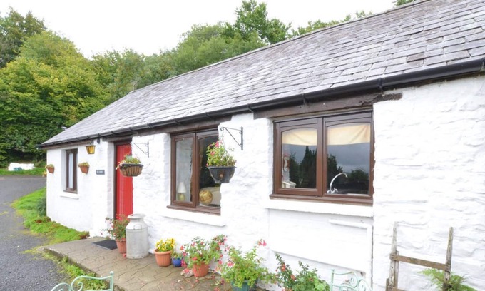 Pentrefelin Casa | Beudy in the beautiful Llandeilo
