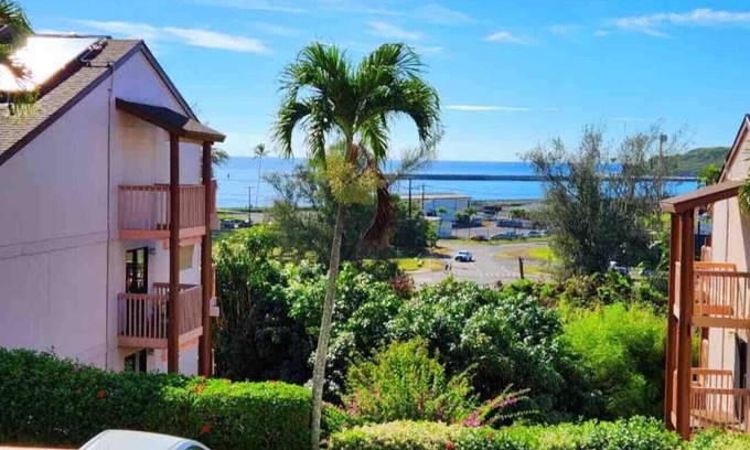 Nawiliwili Condominio | BH 115 · Central and Bright 2 BR, 2 BA, Pool & Oceanview