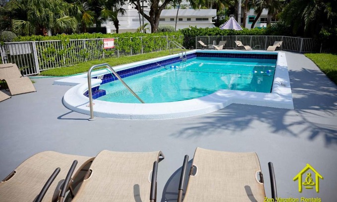 Bay Harbor Islands Apartamento | BH Club by Zen Vacation Rentals 2BR 1BA