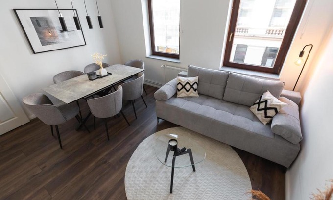 Goethestraße Apartamento | Bheaven I Jugendstil Premium Apartment