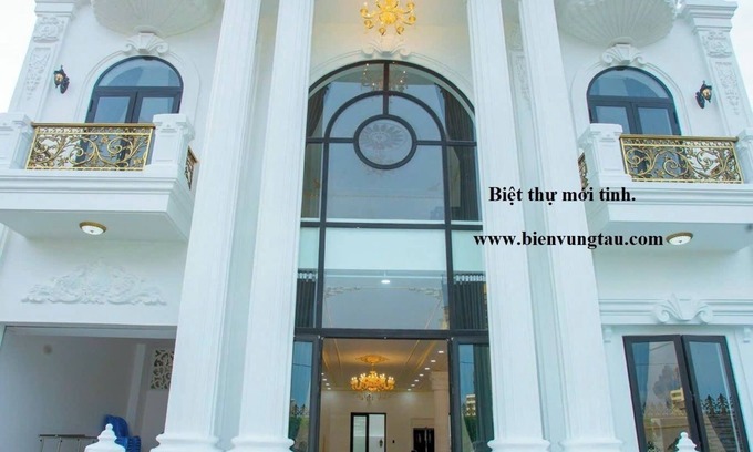 Vung Tau Villa | Biệt thự NGỌC TƯỚC, mới. cách bãi tắm 4 phút đi bộ.