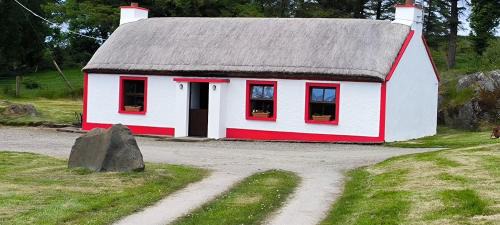 Carndonagh Casa | Biddys Cottage