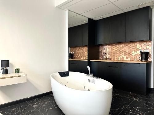 Psie Pole Apartamento | Bierutowska Apart - Lift & Laundry