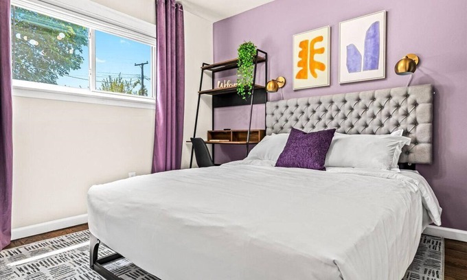 Warren Casa | Big bang in a little boxx