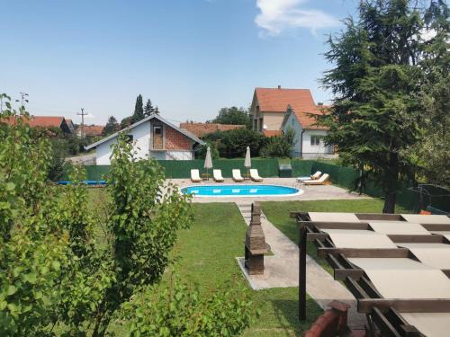 Central Serbia Casa | Big Borak