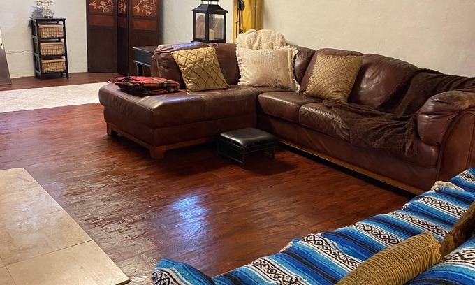Mooresville Casa | Gran sótano acogedor cerca del centro.