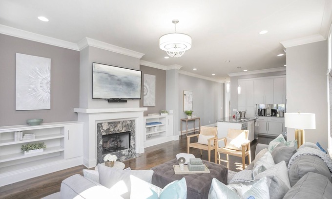 West End Casa | 🤩 BIG GROUP TRIPS! 1MI TO BROADWAY! UP TO 6 HOMES TOGETHER WITH ROOFTOP DECKS!