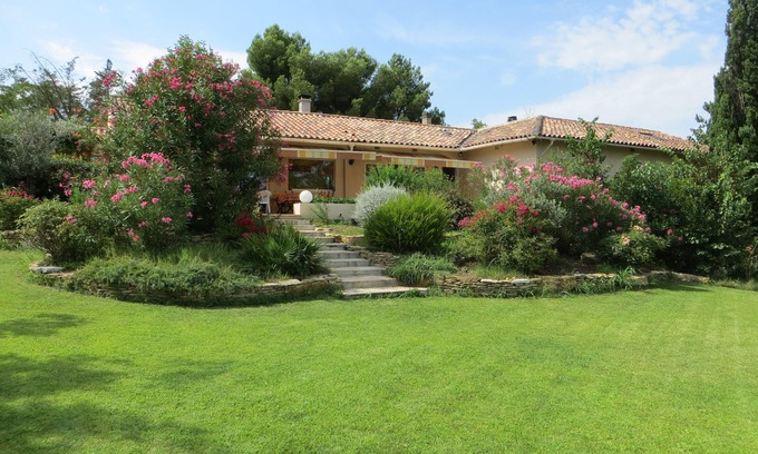 Aix-en-Provence Casa | Gran casa para estancias familiares o con amigos.