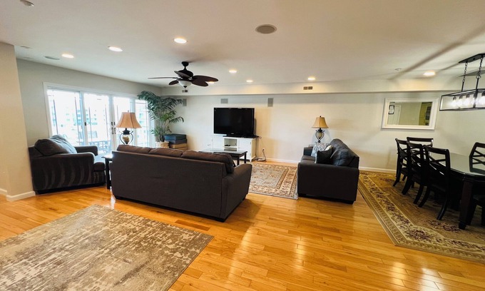 Wildwood Crest Casa | Lujo 5BR 1Den 6BA 5000 pies cuadrados Inicio cerca del océano y paseo marítimo con piscina, vista al mar