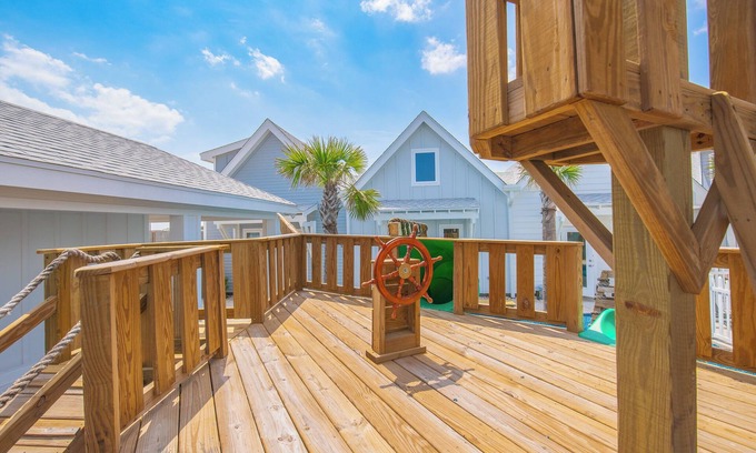 Central City Casa | Big Kahuna - 14936