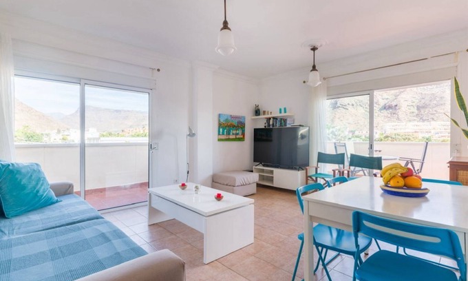 Playa de Mogan Apartamento | Apartamento grande y tranquilo cerca de la playa