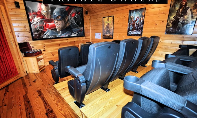 Pigeon Forge Cabina | Bigfoot Crossing - Propietarios privados, teatro y sala de juegos, caminata a la piscina, PS4