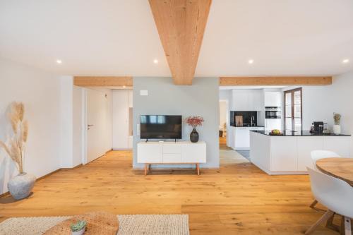 Faulensee Apartamento | Bijou Lake Side - mit Seesicht und Privatstrand