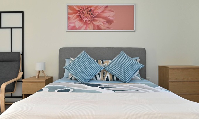 Timberlea Apartamento | Riverside Retreat- Bike, Hike, Relax – Cozy Stay Near BLT & Bluff Trails