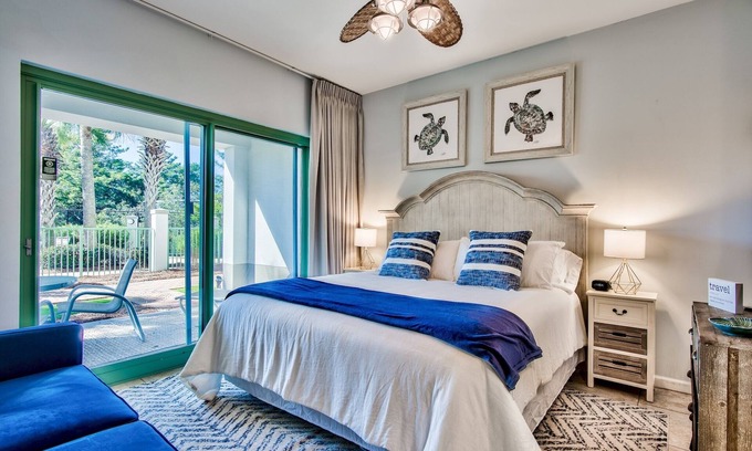 Rosemary Beach Condominio | Bikes and beach chairs included!30A-Studio between Rosemary and Alys Beach