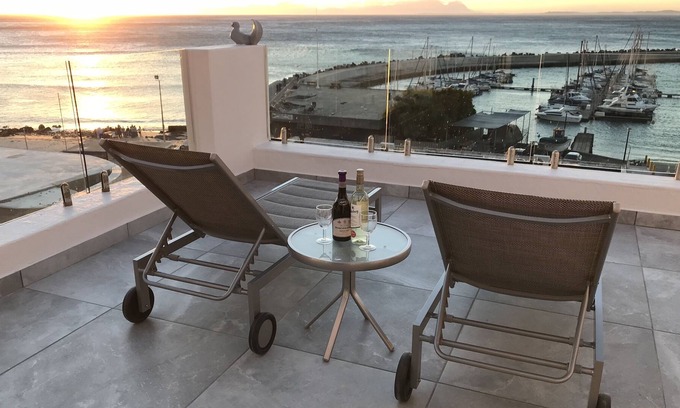 Gordons Bay Central Apartamento | Bikini Beach Penthouse, vistas y lujo para tu disfrute
