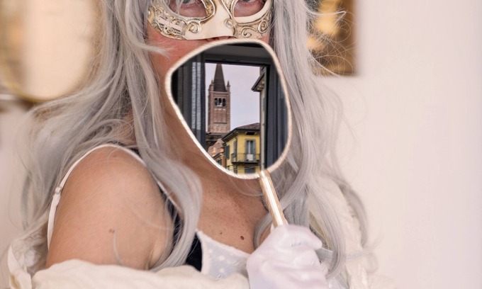 Citta Antica Apartamento | Billie's Flat White - art & design apt in Verona historic center