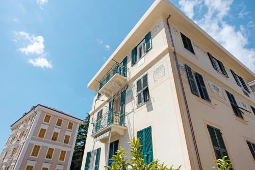 Varazze Apartamento | Bilocale Mezzano in centro