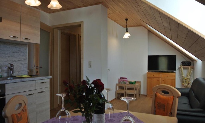 Aigen im Ennstal Apartamento | Bio-Bergbauernhof Möslhof