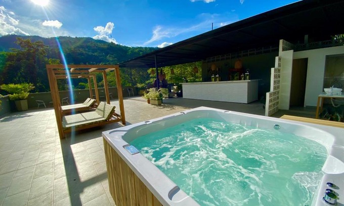 Andean Natural Region Hotel | Biohotel Rio Claro