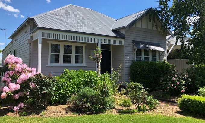 Riddells Creek Casa | Birch Cottage - ideal getaway