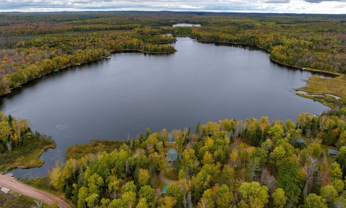 Mellen Casa | Birch Haven Log Cabin on Spider Lake! ATV/UTV Trail with Private Dock