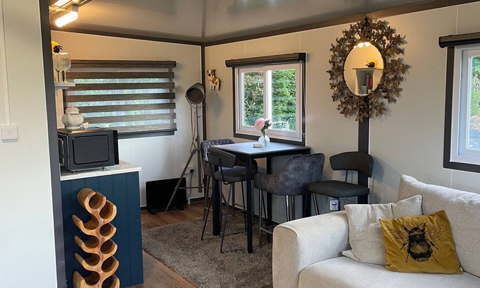 Otley Cabina | Birch Tree Lodge set in 3 Acres