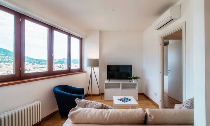 Como Apartamento | Bird's Eye View - My Home In Como