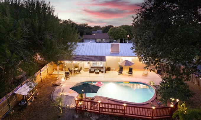 Heritage Casa | Birdhouse Pool,Game RM,12 M Lackland AFB,5M Seaworld
