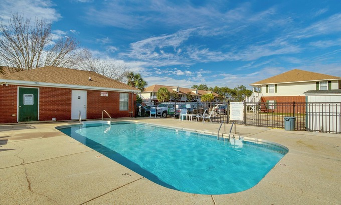 Gautier Condominio | Birding, Beaches & More: Cozy Gautier Condo