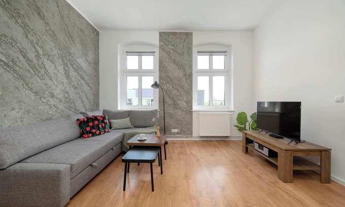 Brochow Apartamento | Birmańska 5 | Wrocław | Cosy Apartment | Remote Work | Smart TV & WiFi