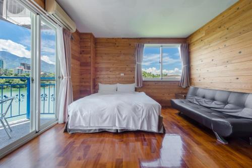 Yuchi Cama Y Desayuno | Bishui Shanju Lakeside B&B