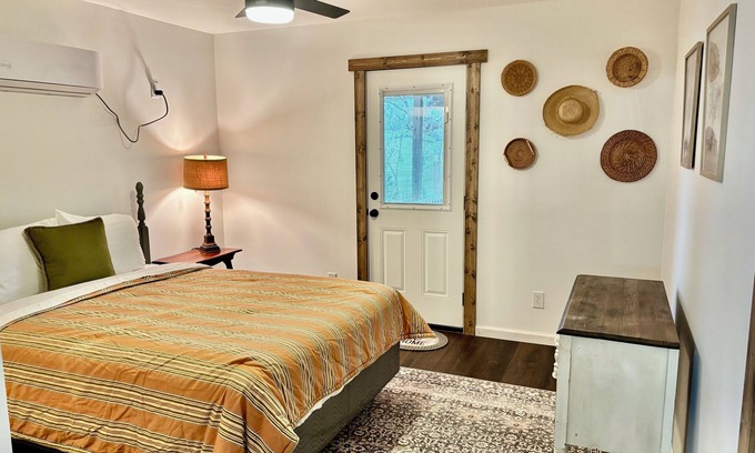 Searcy Apartamento | Bison Hall 5, No cleaning fee, Near Harding