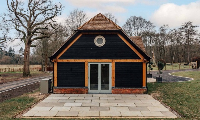 Maidensgrove Casa | Bix Lodge - Detached annexe near Henley