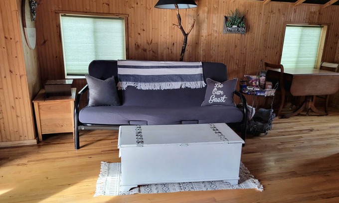 Fillmore County Apartamento | BK Farm / A Cozy Guesthouse Steps from Outdoor Activities / Newburg, MN