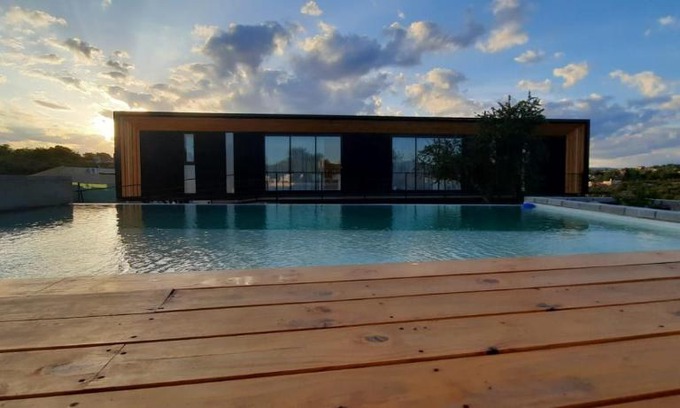 Villa Parque Siquiman Casa | BLACK BOX CABAÑAS A