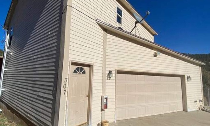Keystone Apartamento | Black Hills Haven | Cedar Glen – Unit 3 · A Vensérra Retreat near Mount Rushmore