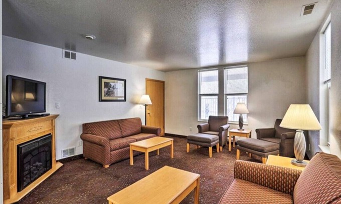 Keystone Apartamento | Black Hills Haven | Granite Hollow – Unit 2 · A Vensérra Retreat near Mount Rushmore