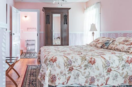 Black Mountain Cama Y Desayuno | Black Mountain Inn