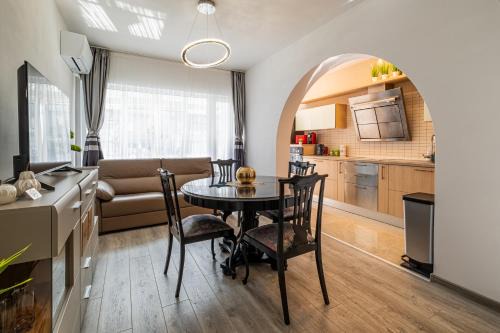 Varna City Centre Apartamento | Black Sea Spacious 3BR Apartment by Flat Manаger