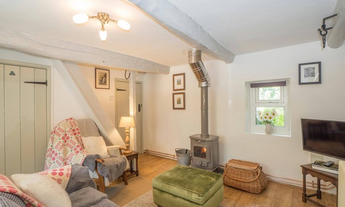 Newcastle Emlyn Cabaña | Blaenfforest Rose Cottage, Newcastle Emlyn